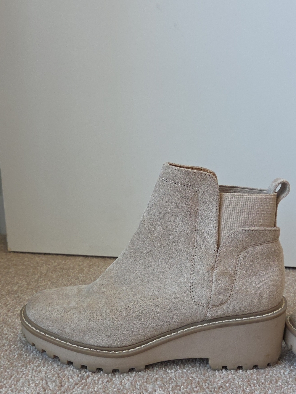 Dolce Vita Beige Suede Chelsea Lug Ankle Boots - Picture 7 of 11